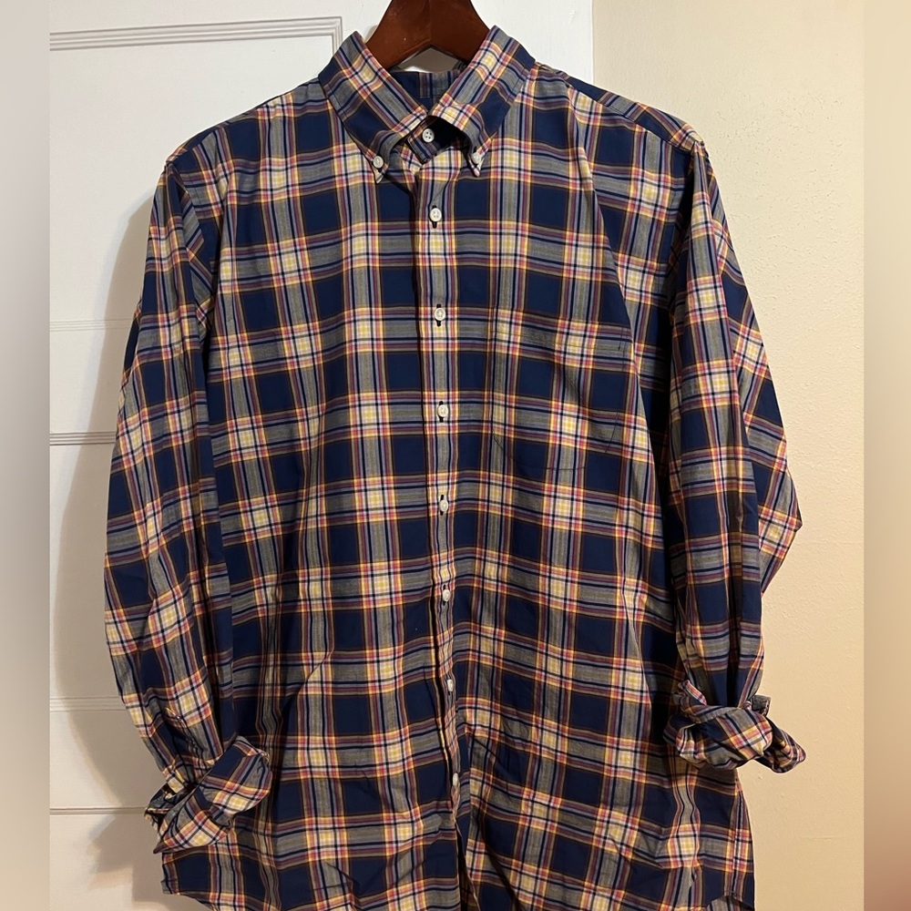COPY - Men’s Standard fit Sid Mashburn sport shirt button down.